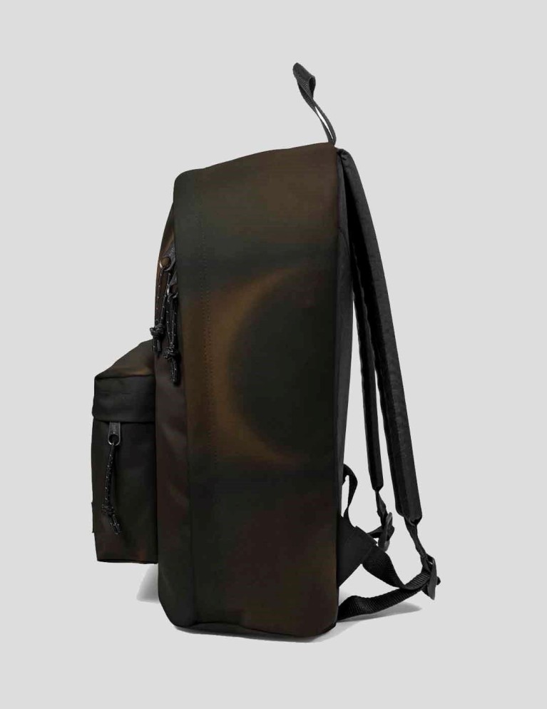 Mochila EASTPAK out of office gradient core